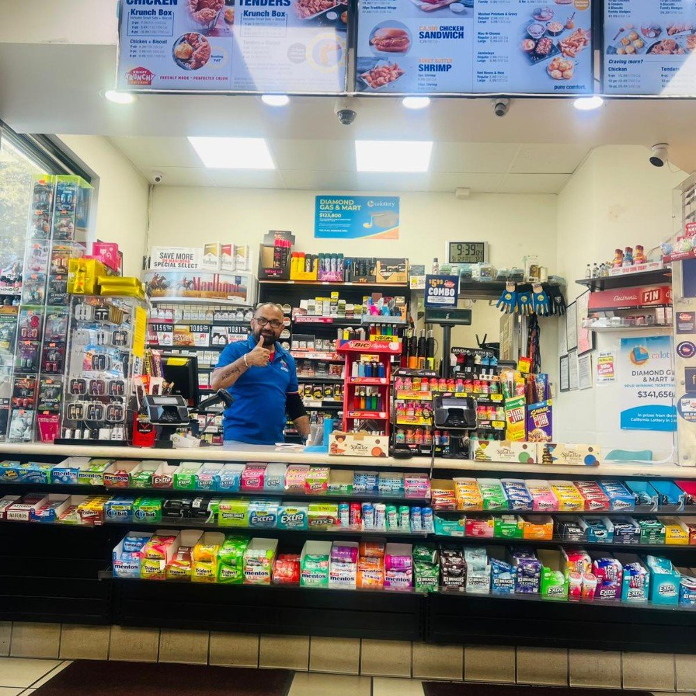 Big Diamond gas mart Modesto4