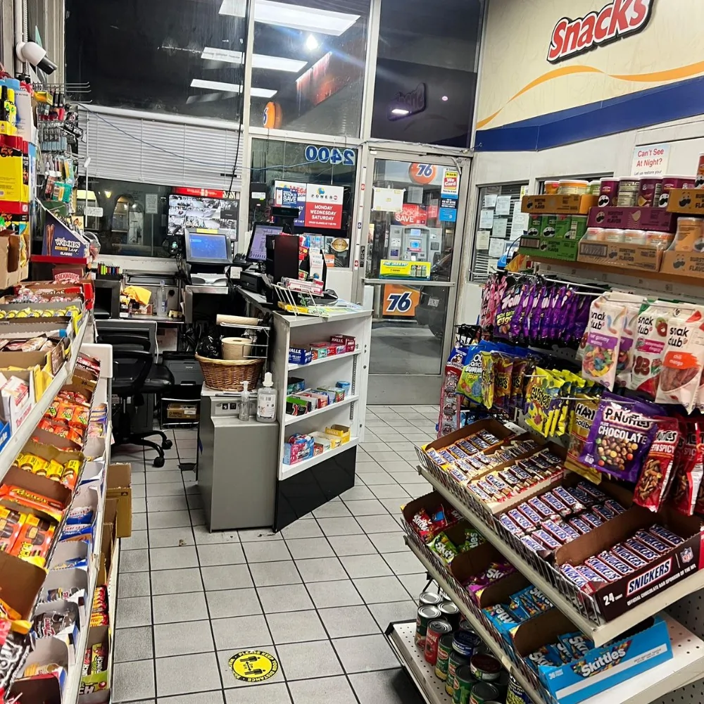 Diamond 3 8329, folsom blvd Sacramento CA 958267