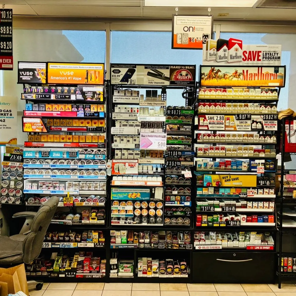 Diamond Gas 8 Chevron Roseville3