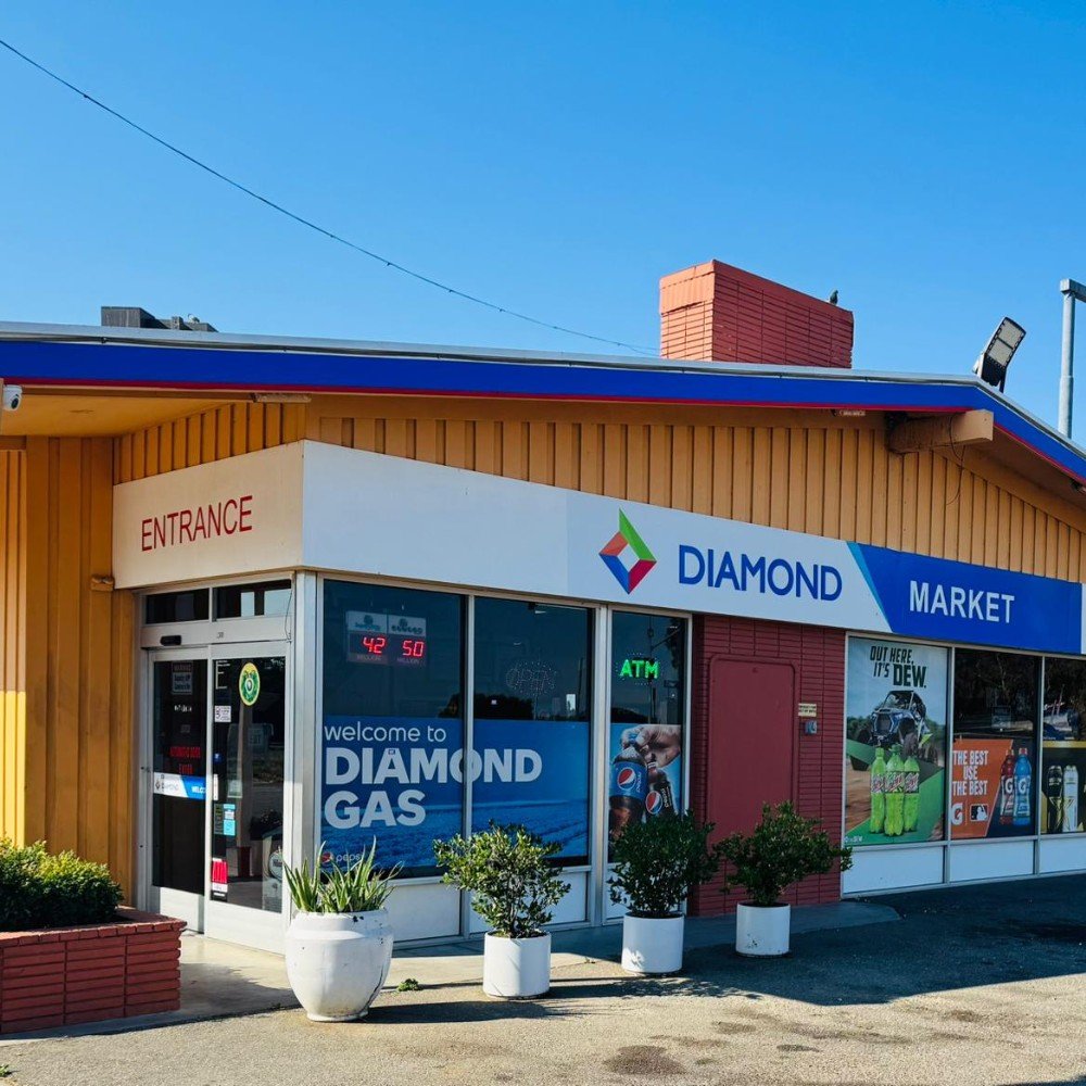 Diamond Gas & Mart #6 willows2