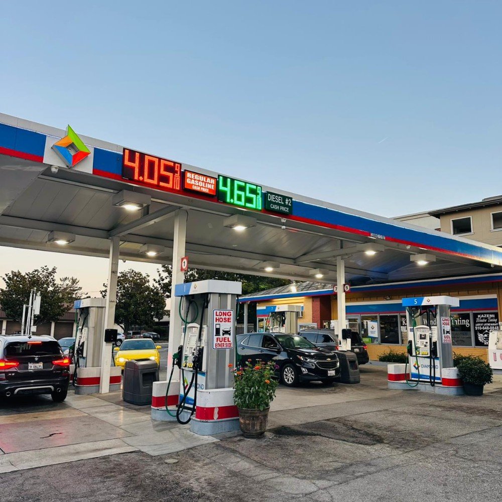 Diamond  We Fuel Inc Mountain View3