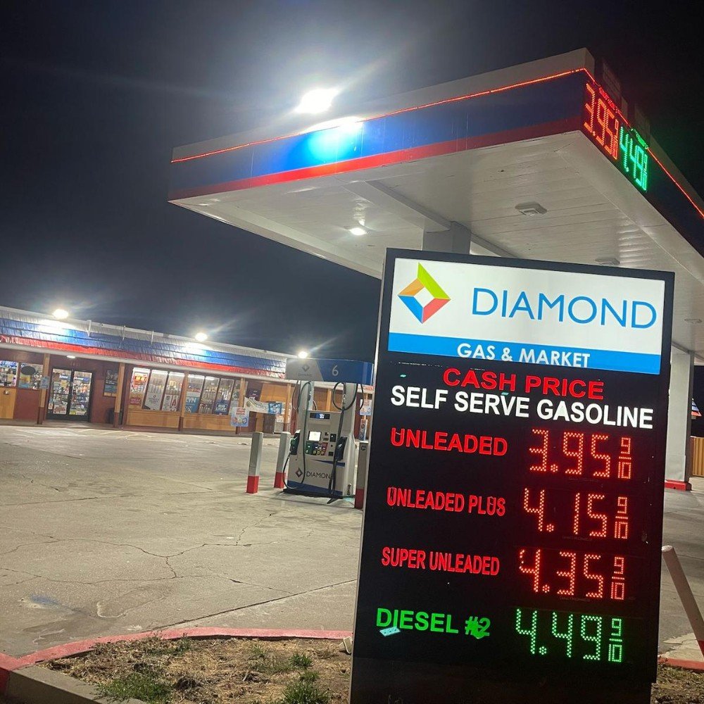 Dimond Gas 14, West Sacramento5