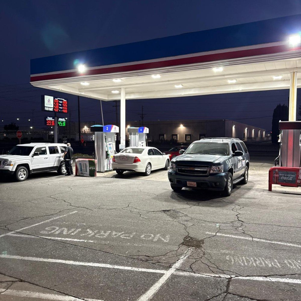 Platinum gas mart Modesto3